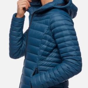 Black Diamond Women's Winter Jacket - Access Down Parka - Azurite / XS